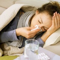 Gripa și răceala: cum să le deosebim și cum să le evităm